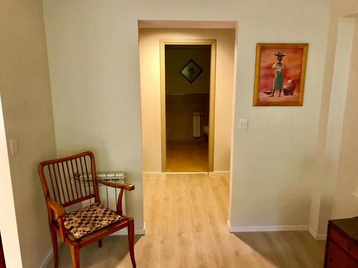 Departamento Centrico Quila Quina - Centrico Y Amplio Appartement Bariloche Buitenkant foto